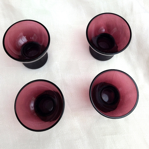 Vintage Glass Tray W,/Handle & Four Amethyst Glass Cordial/Liqueur Tasting Cups - Picture 5 of 9